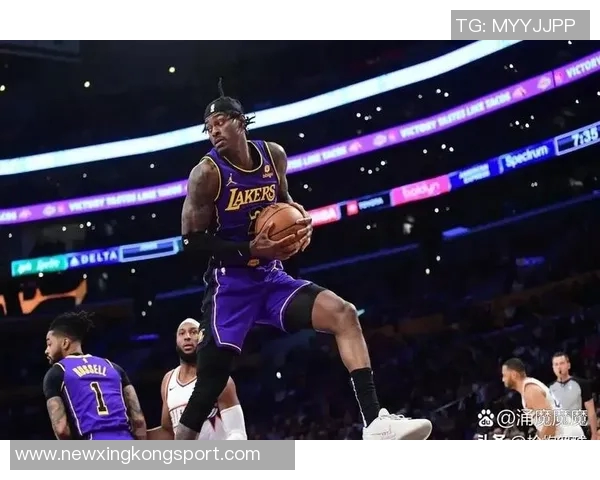 湖人训练营亮点频现替补阵容超越主力范德比尔特健康回归助力球队 湖人训练营亮点频现替补阵容超越主力范德比尔特健康回归助力球队