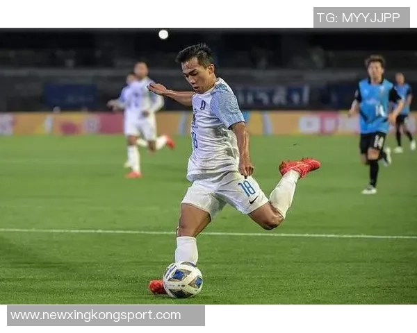 海港队抵达泰国备战亚冠李帅刘若钒加布里埃尔因伤缺阵