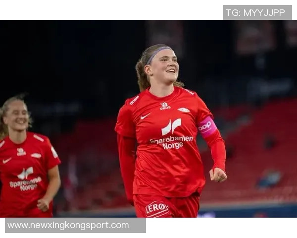 热刺女足主帅称西蒙尼成功证明内在品质超越金钱的重要性