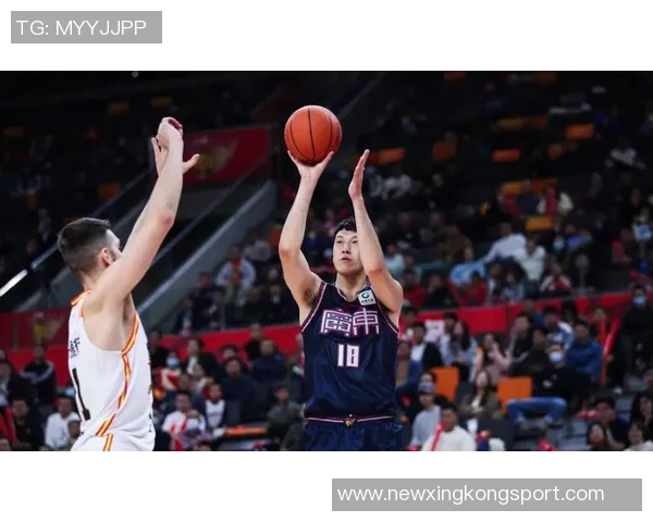 杜润旺分享周鹏与二飞的教导心得球场内外的成长与人生哲学